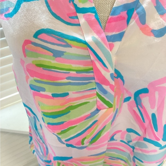 LILLY PULITZER SILK GEOMETRIC BLOUSE SIZE MED 1270 - Picture 4 of 8